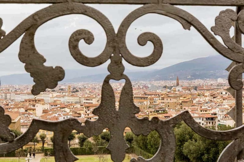 Florence: Reserved Entry Ticket to the Boboli Gardens - Walking the main garden, one path at a time