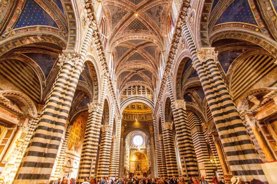 Florence: Siena, San Gimignano & Monteriggioni with Tasting - Chianti wine tasting with local snacks
