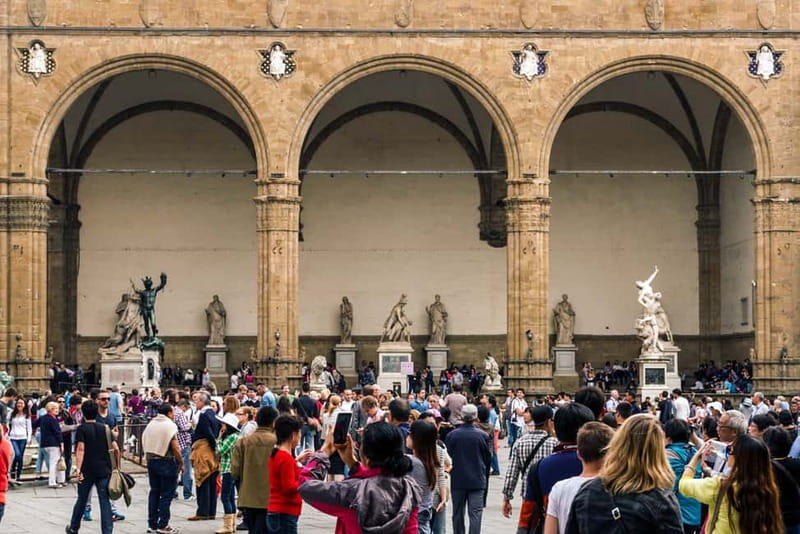Florence: Skip-the-line David at the Accademia & Duomo Tour - The guide makes the difference