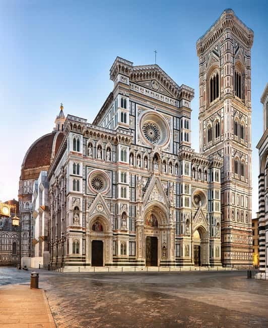 Florence: Skip-the-Line Duomo, Baptistery, Giotto Bell Tower - Entering the Cathedral through the dedicated door