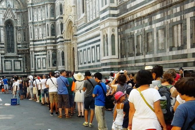 Florence Skip-the-Line Duomo Tour with Guide & Brunelleschi Dome - Inside Santa Maria del Fiore