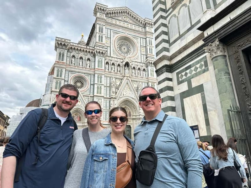 Florence: Street Food Tour with Wine & Local Guide - Family-run shops and old Florentine recipes