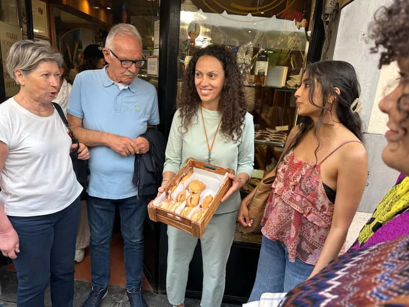 Florence: Street Food Tour with Wine & Local Guide - San Lorenzo Market and the morning food stalls