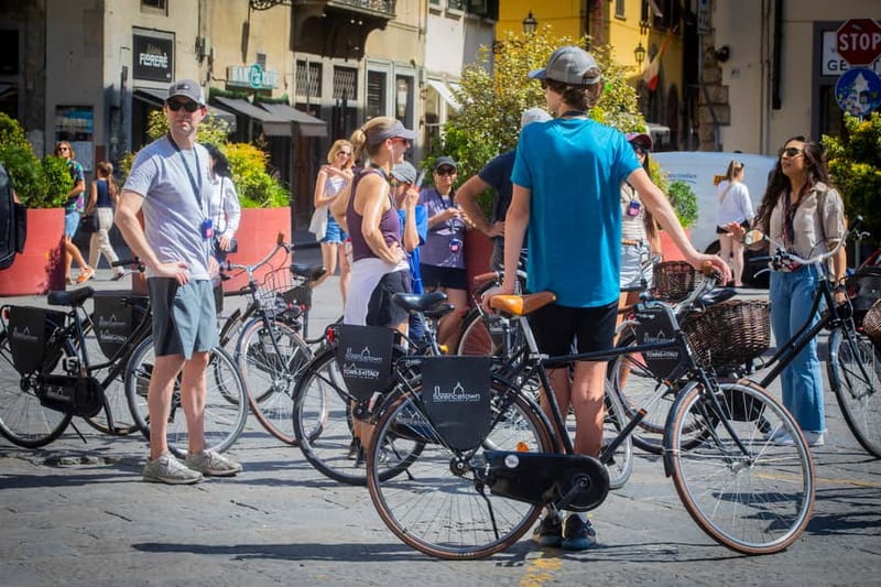 Florence: The Original City Bike Tour with a Guide - Piazza della Repubblica and Piazza Strozzi