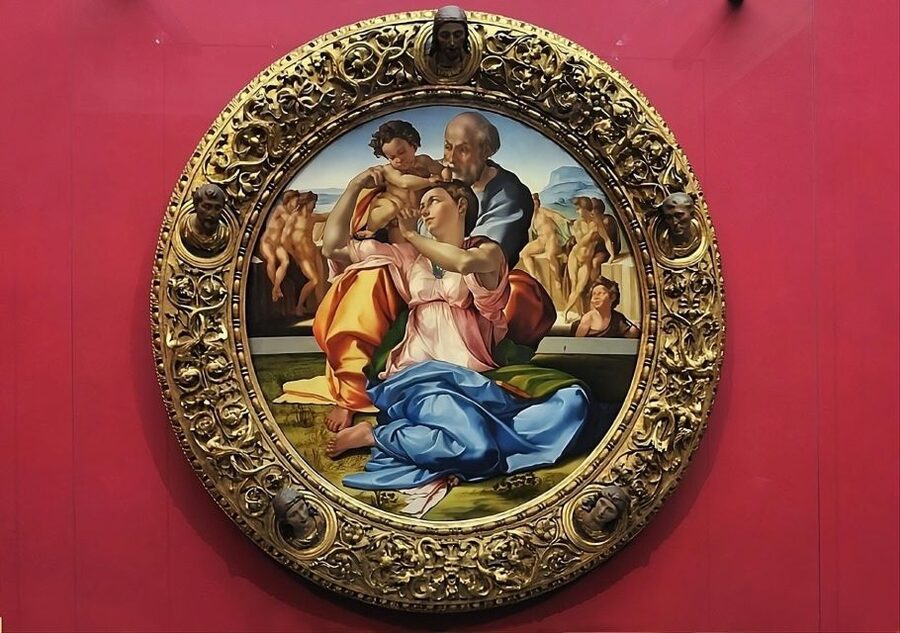Florence: Uffizi & Accademia Priority Tickets with Audio App - Crossing Florence to the Uffizi