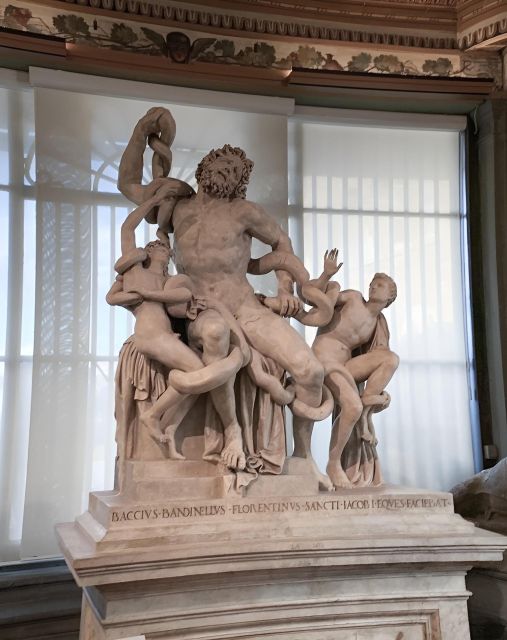 Florence: Uffizi Entry Ticket & Audio Guided Tour with Host - The Vasari Corridor view after the gallery