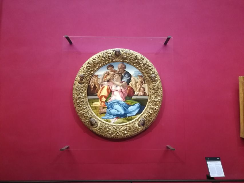 Florence: Uffizi Gallery Priority Entrance and Tour - A small group, but not a private tour