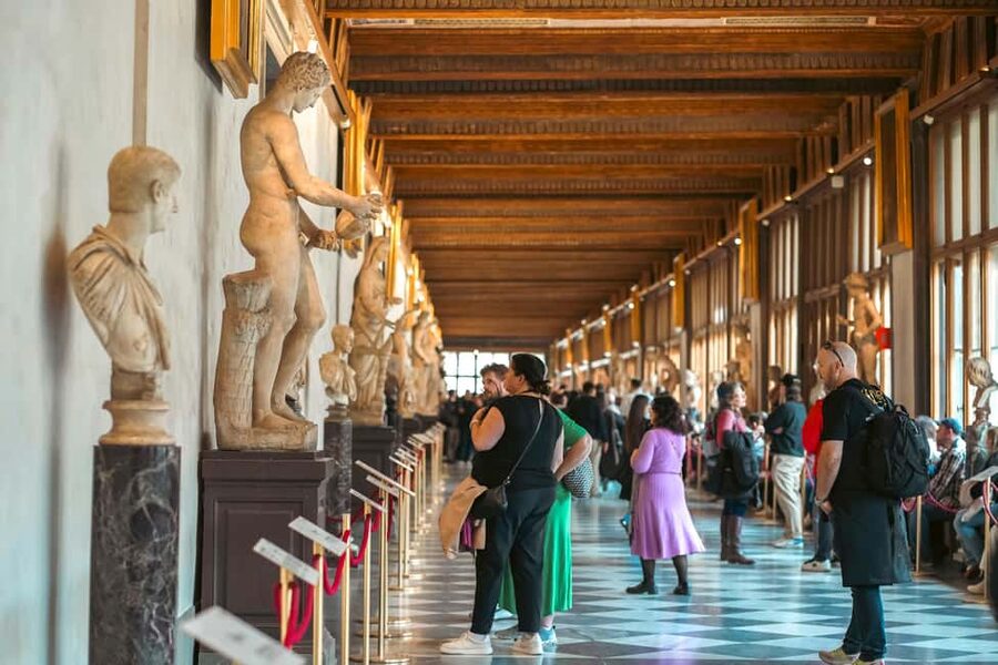 Florence: Uffizi Gallery Reserved-Entry VIP Tour - Key points to know before you book