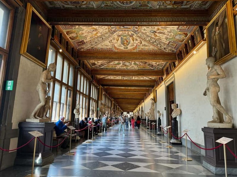 Florence: Uffizi Skip-the-Line Ticket & Digital Audio Guide - Leonardo, Michelangelo, and Raphael in one route