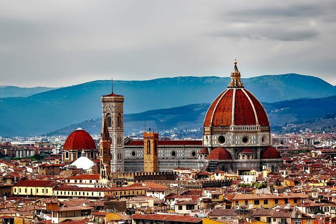 Florence Vespa Tour: Tuscan Hills and Italian Cuisine - Villa del Poggio Imperiale and Arcetri