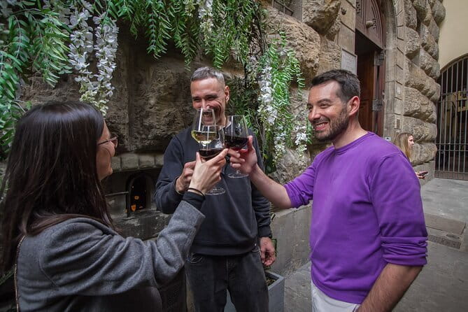 Florence Walk Tour + Wine Windows Option | Discover, Sip, Enjoy! - Why this short walk works well in Florence