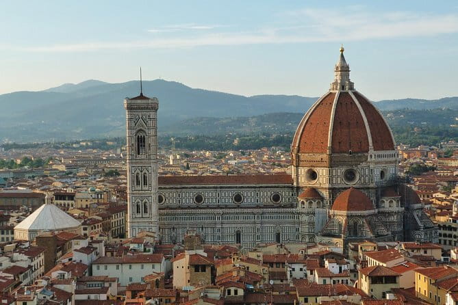 Florence Walk Tour + Wine Windows Option | Discover, Sip, Enjoy! - The Arno River and Ponte Vecchio