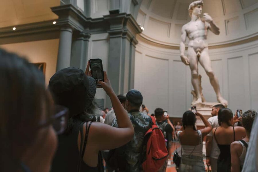 Florence: Walking Tour with David, Duomo & Uffizi Gallery - What the $111 price buys you