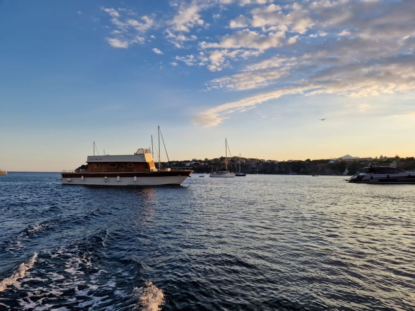 Forio: Ischia Island Boat Tour with Local Lunch and Swimming - San Montano Bay and the final coastal views