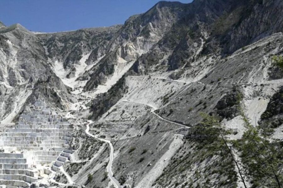 From Carrara: Marble Quarries Jeep Tour with Lardo Tasting - Why Carrara marble is worth your time