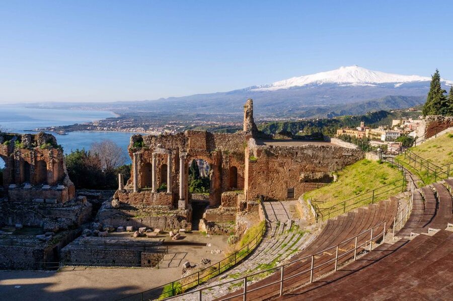 From Catania: Day Trip to Mount Etna and Taormina - Pickup from Catania and the ride to Etna