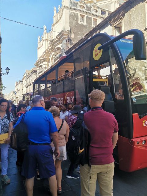 From Catania: Etna tour by Panoramic Bus - Finding the bus near Piazza Duomo