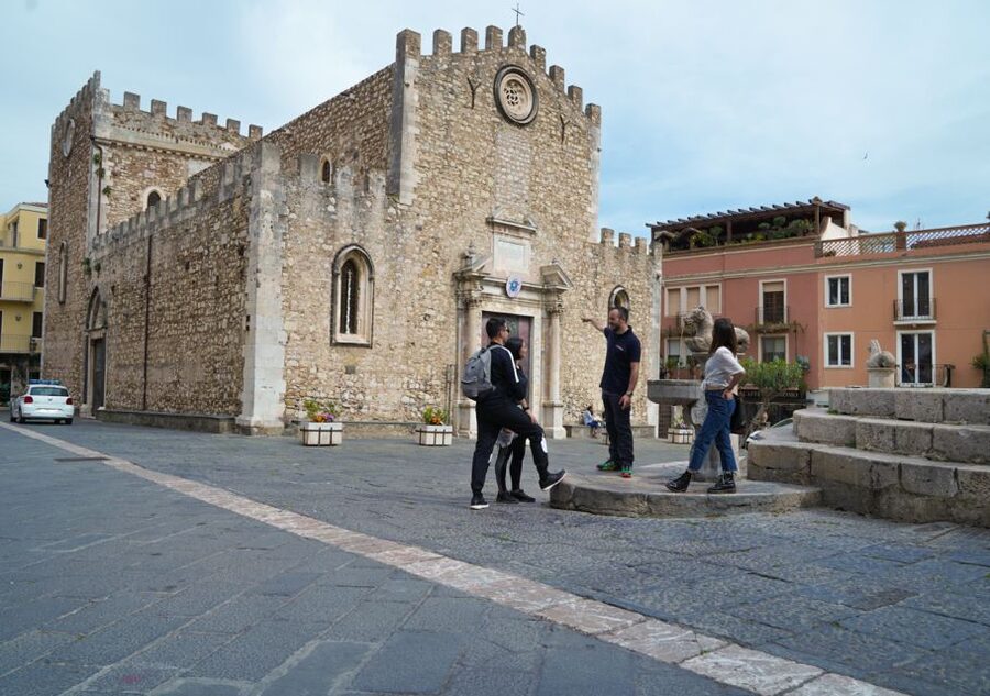 From Catania: Full-Day Mount Etna and Taormina Tour - Why this Etna and Taormina combination works