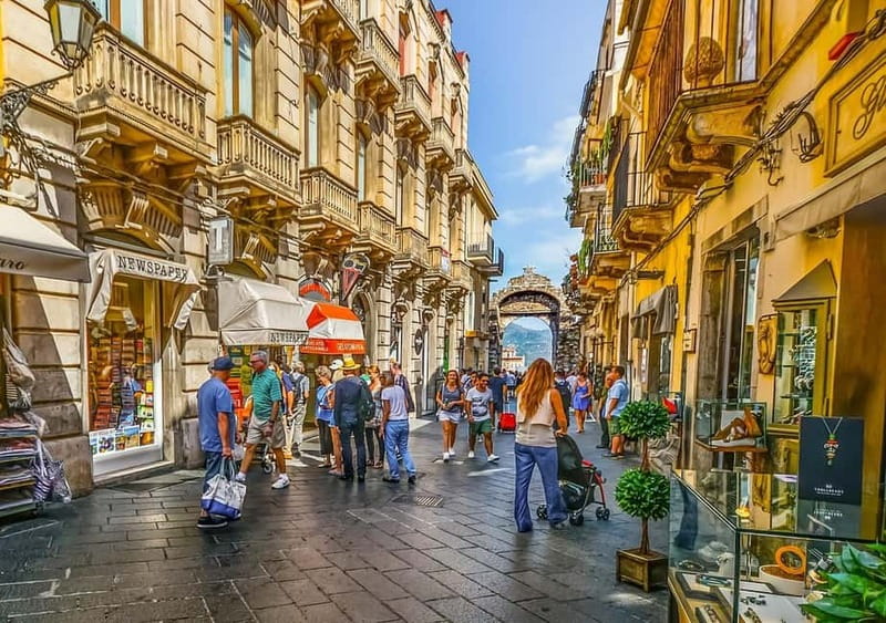 From Catania: Taormina, Savoca, & Castelmola Tour w/ Lunch - Why this three-town route works