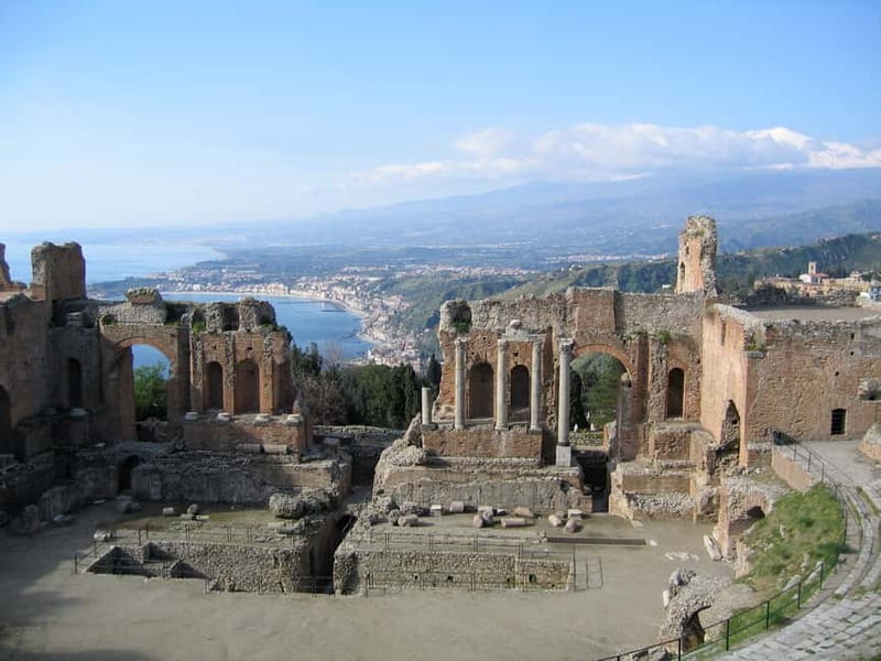 From Catania: Taormina, Savoca, & Castelmola Tour w/ Lunch - The minivan ride from Catania