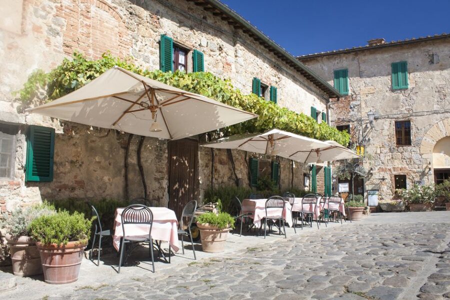 From Florence: Chianti Wine Tour with Tasting - Second winery: a different mood and another tasting