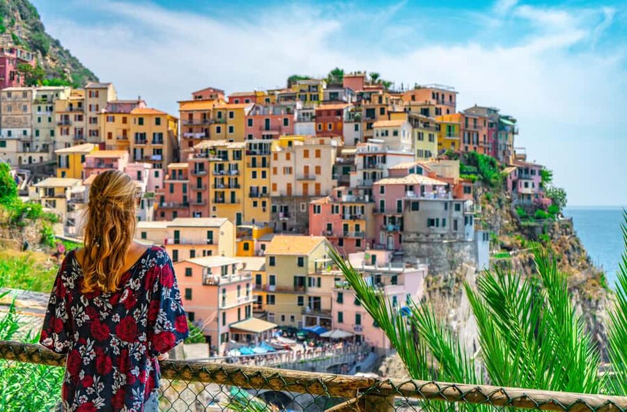From Florence: Cinque Terre and Pisa Day Trip - Walking, weather, and what to pack