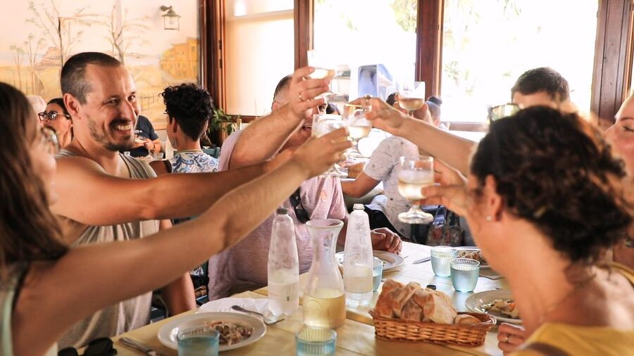 From Florence: Cinque Terre Day Trip with Optional Lunch - Who should book this Cinque Terre outing?