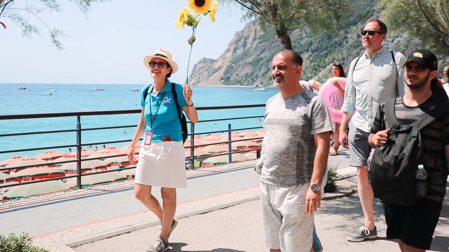 From Florence: Cinque Terre Day Trip with Optional Lunch - The pace, group size, and walking demands