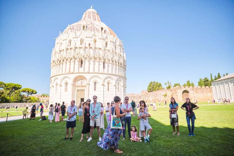 From Florence: Half-Day Pisa Tour and Optional Leaning Tower - The classic Pisa photo, and the better way to take it