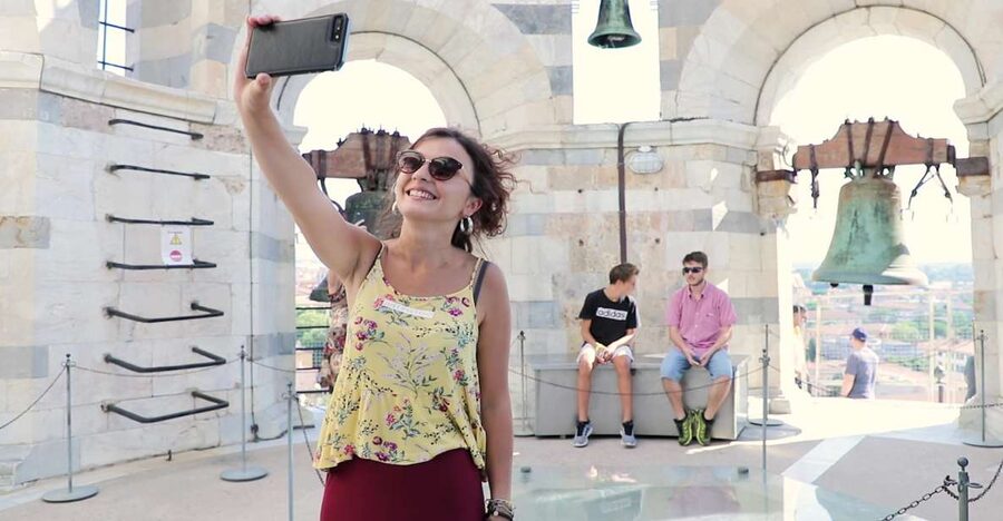 From Florence: Half-Day Tour to Pisa and the Leaning Tower - Walking into the Piazza dei Miracoli
