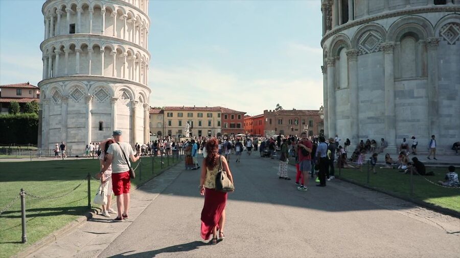 From Florence: Half-Day Tour to Pisa and the Leaning Tower - Climbing the Leaning Tower: 294 steps