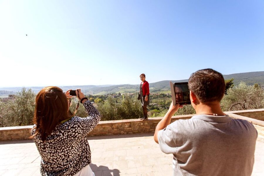 From Florence: San Gimignano, Siena, and Chianti Wine Tour - Is $164.26 a fair price?
