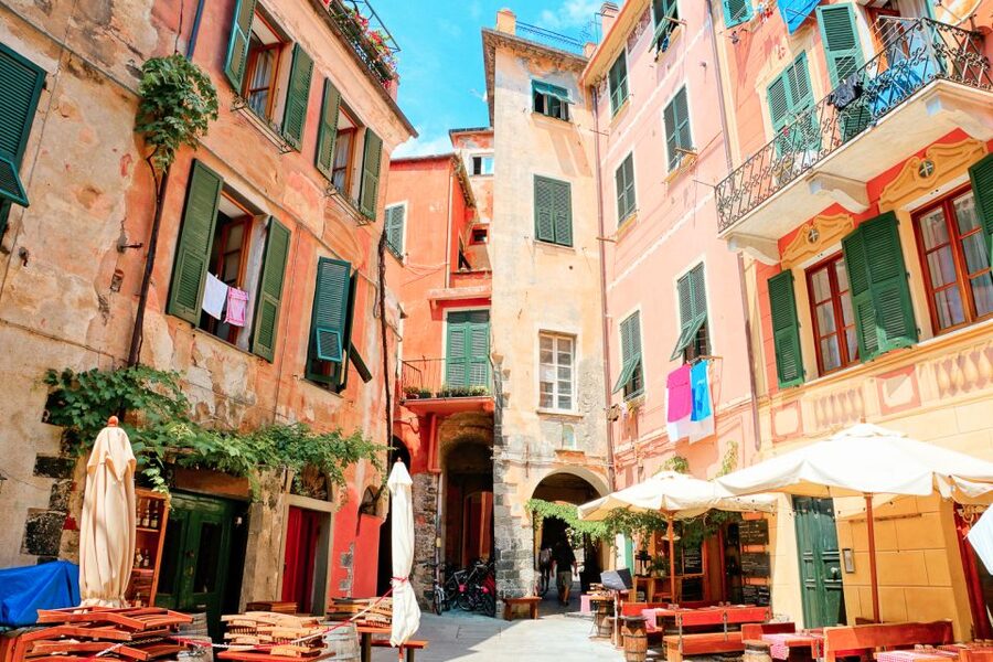 From Florence: Seaside Beauty Day Trip to Cinque Terre - Monterosso al Mare: three hours for beach time and lunch