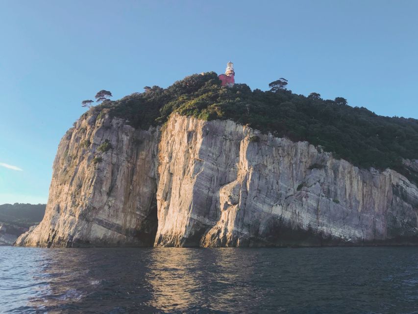 From La Spezia: Portovenere and 3 Islands Boat Trip - Caves, statues, and the approach to Portovenere