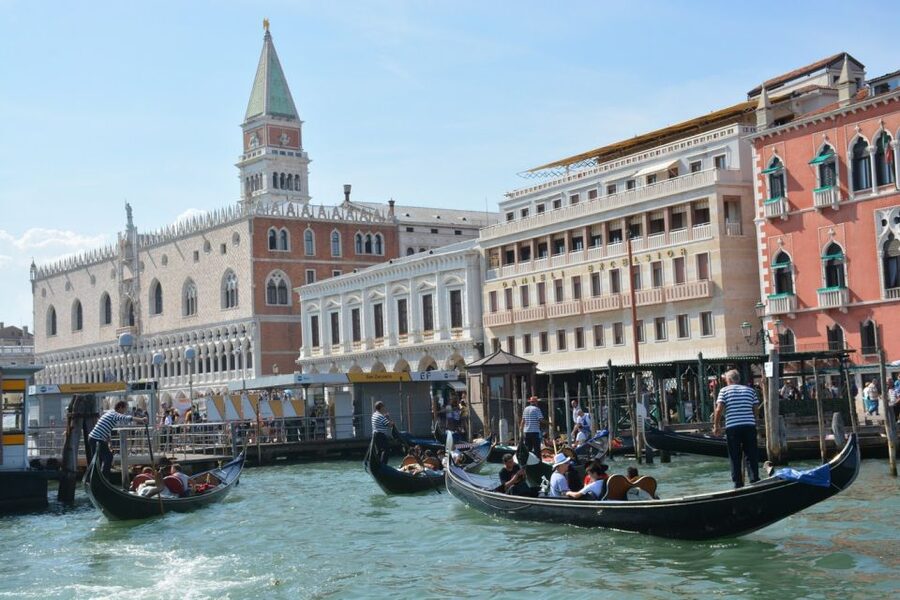 From Lake Garda: Full-Day Guided Group Tour of Venice - Your 3.5 to 4 hours of free time