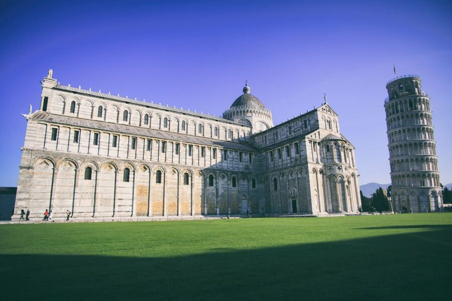 From Lucca to Pisa: Self-Guided Bike Tour - Leaving Lucca through the Serchio River country