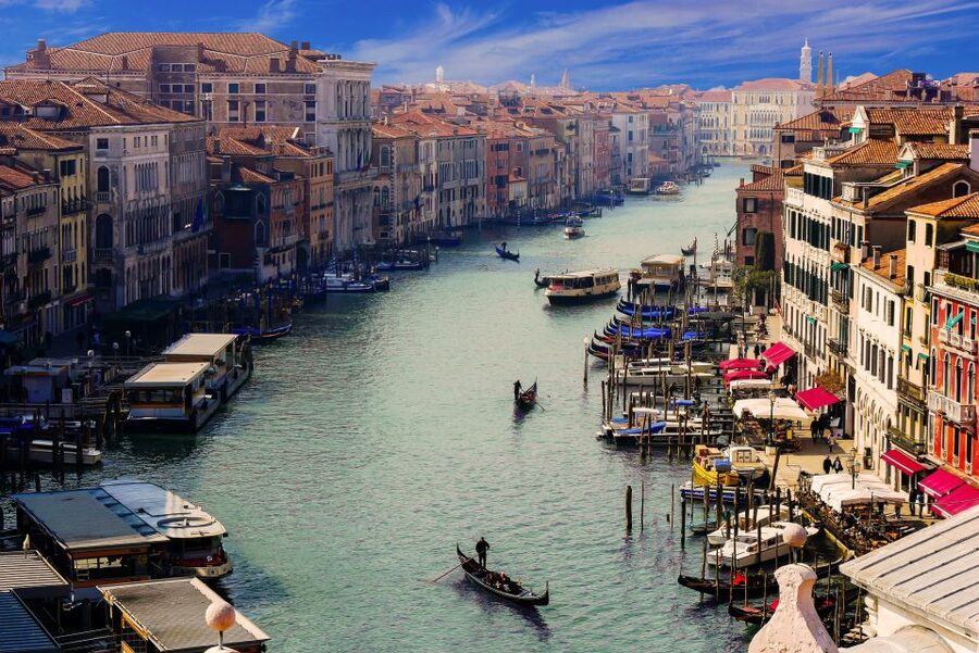 From Milan: Venice and Verona Full-Day Tour by Train - Saint Mark’s Square and Venice’s famous sights