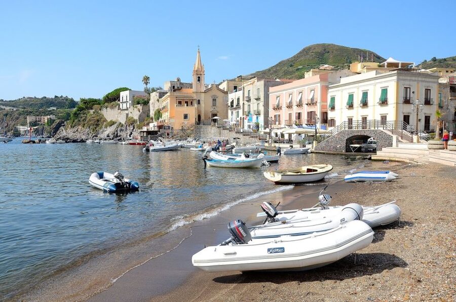 From Milazzo: Lipari and Vulcano Day Trip - The short crossing to Vulcano