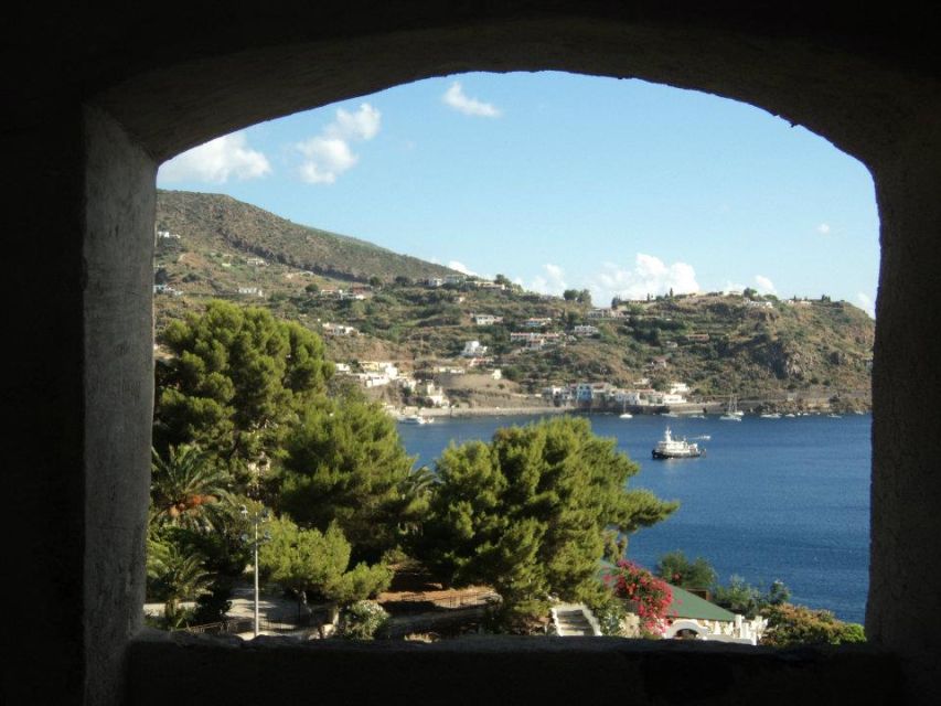 From Milazzo: Lipari and Vulcano Day Trip - What the $60 price really covers