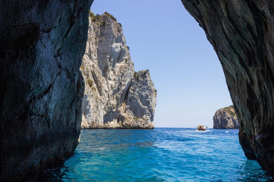 From Naples: Capri Boat Day Trip with Drinks - Three to four hours to explore Capri independently