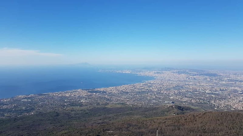 From Naples: Day Trip to Mount Vesuvius - Reaching the crater rim