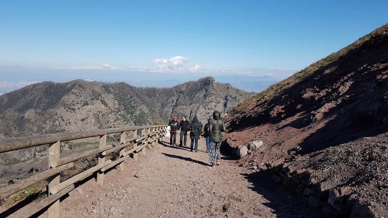 From Naples: Day Trip to Mount Vesuvius - How much time do you really get?