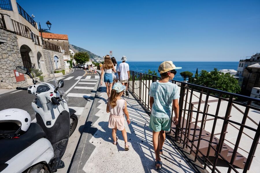 From Naples: Ferry to Amalfi and Positano - Food, seating, and what to carry
