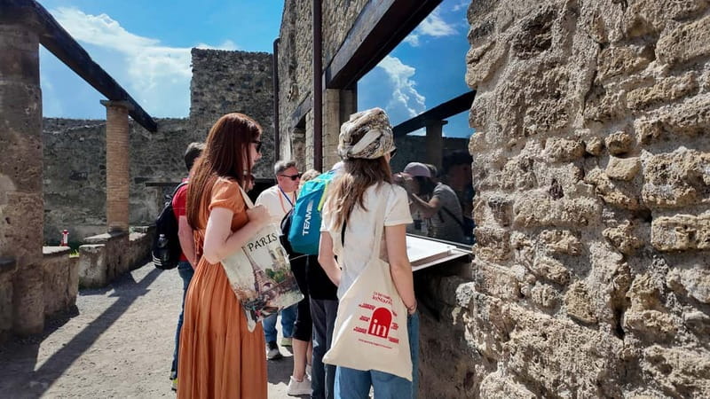 From Naples: Guided tour of Pompeii skip-the-line and round-trip train - Entering the archaeological site