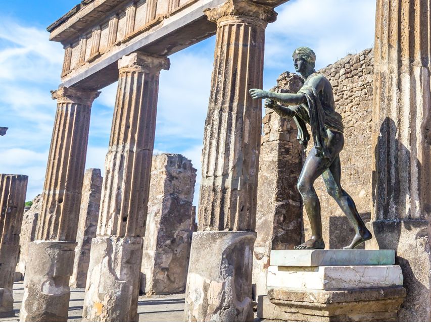 From Naples: Mount Vesuvius and Pompeii Ruins Combo Day Trip - Why combine Vesuvius and Pompeii?