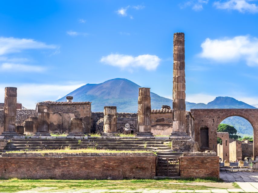 From Naples: Mount Vesuvius and Pompeii Ruins Combo Day Trip - Audio guide or personal guide?