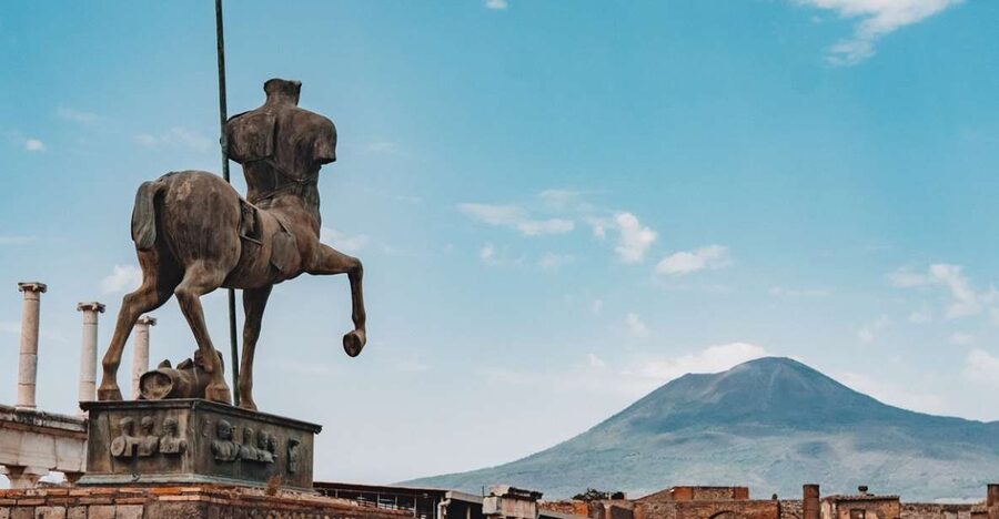 From Naples: Mount Vesuvius and Pompeii Ruins Combo Day Trip - Finding the Naples meeting point