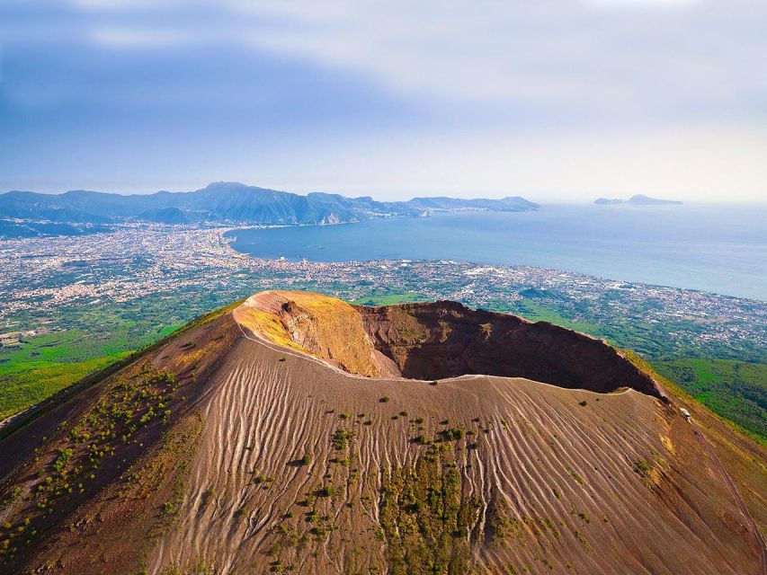 From Naples: Mount Vesuvius Transfer with Entry Tickets - Hiring a guide at Vesuvius