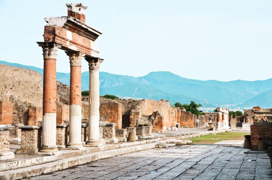 From Naples or Sorrento: Pompei Half-Day Tour - Why Pompeii works so well as a half-day trip