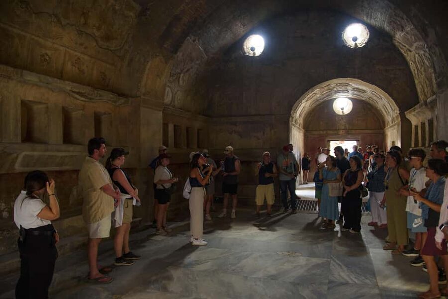 From Naples: Pompeii and Vesuvius Guided Day Trip with Lunch - Entering Pompeii’s buried streets